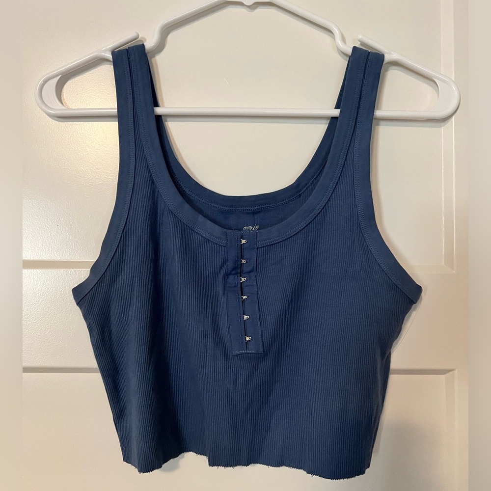 Cute blue cropped tank top